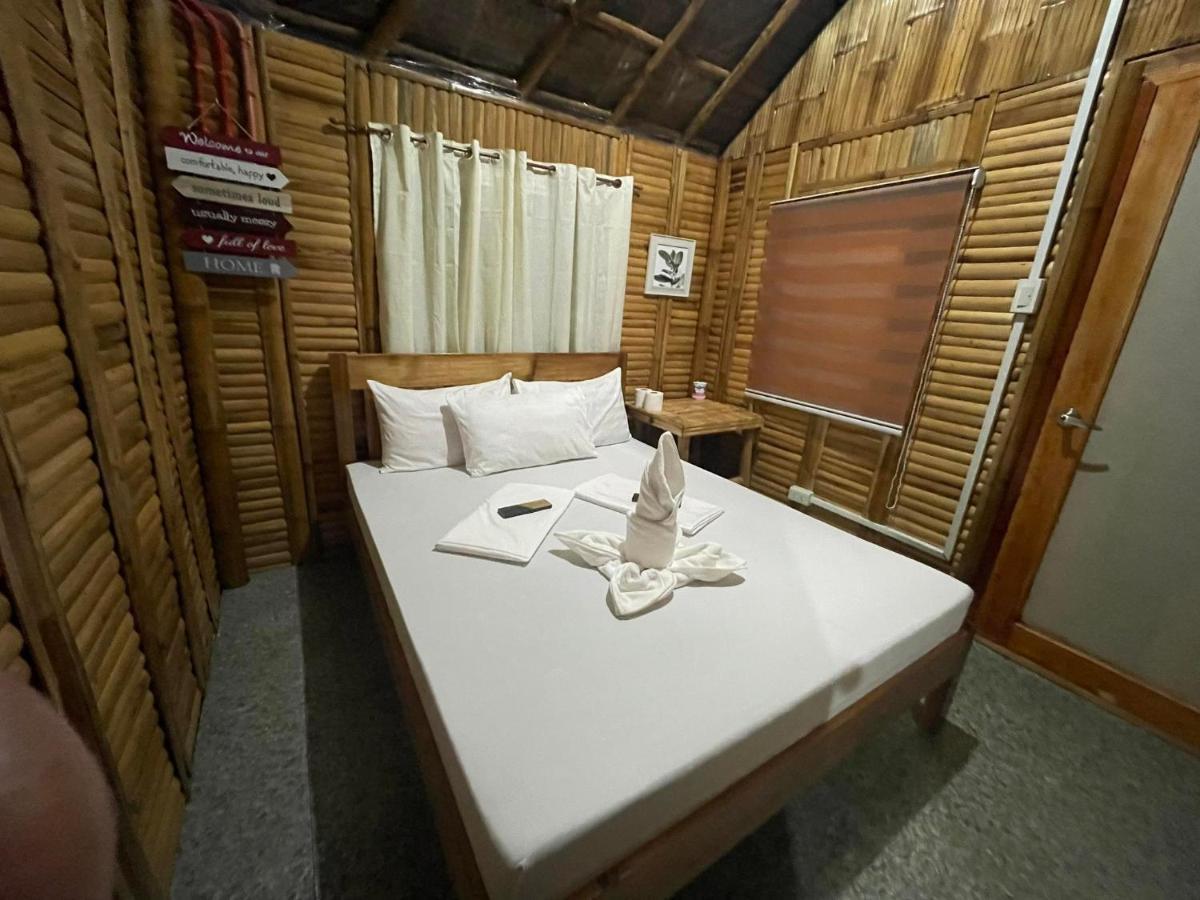 Teteng'S Apartelle San Vicente  Bagian luar foto